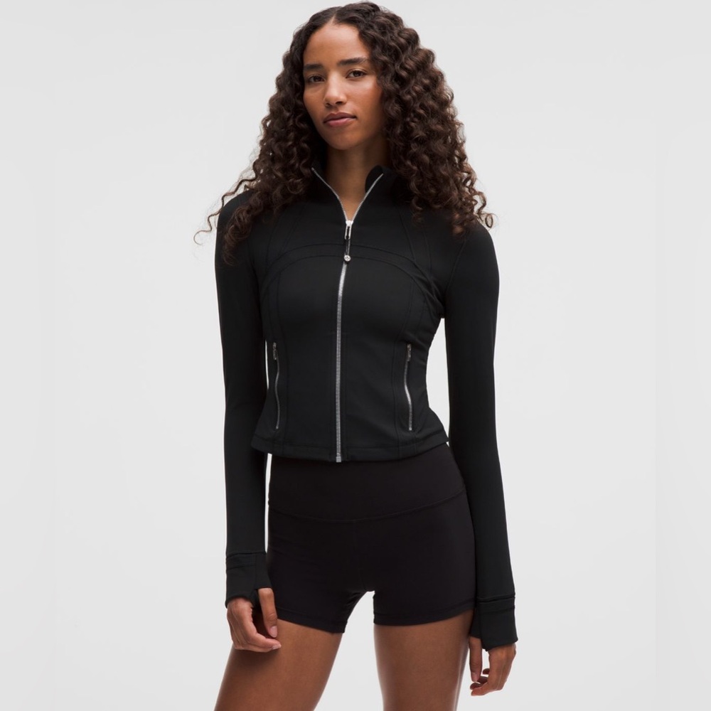 NWOT Lululemon Define Cropped Jacket Nulu color Black Sz 6